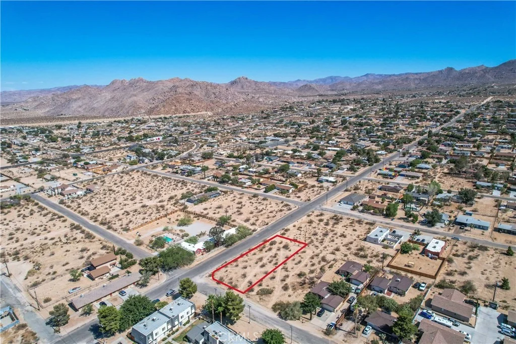 Photo of 6650 Hillview Road