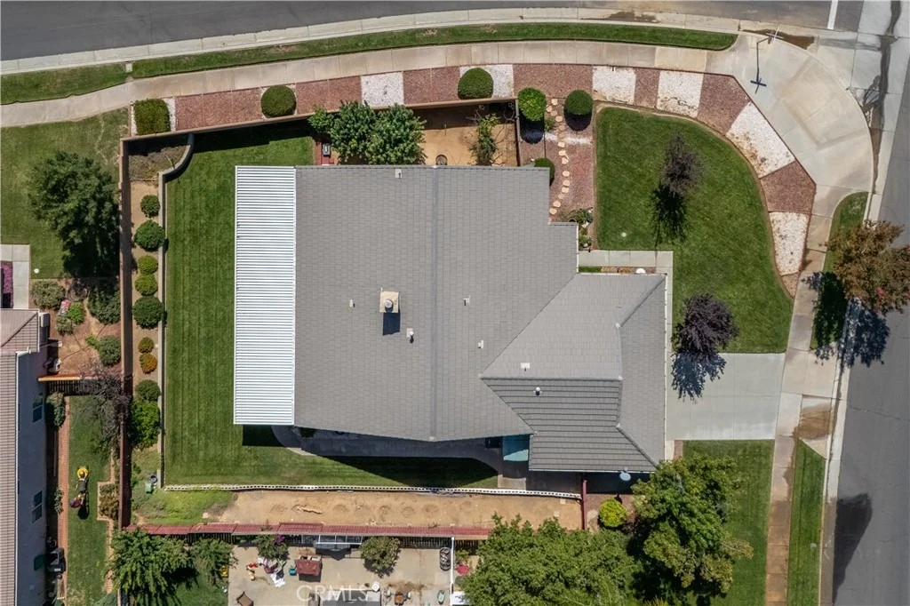 Photo of 1686 Lakeside