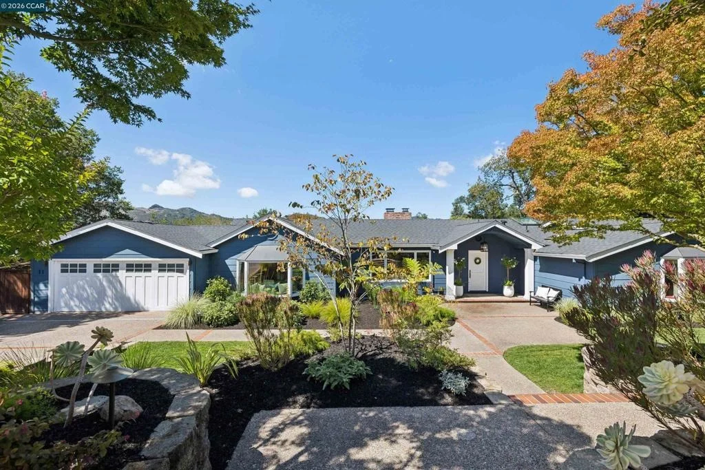 Photo of 71 SCENIC DRIVE