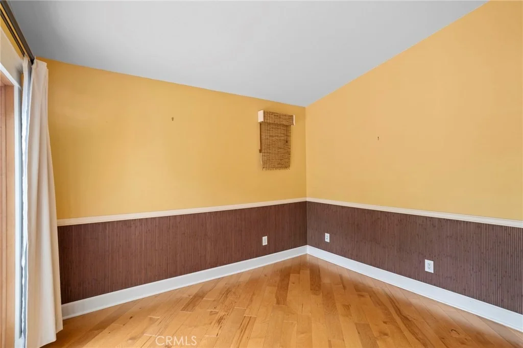 Photo of 1155 Bridgeport Rd
