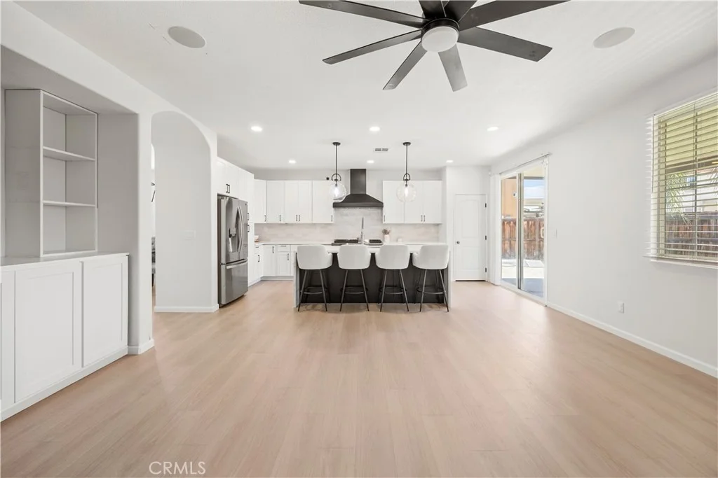 Photo of 29305 Fall River