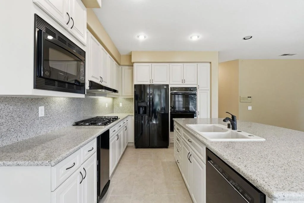 Photo of 3121 Via Valesco