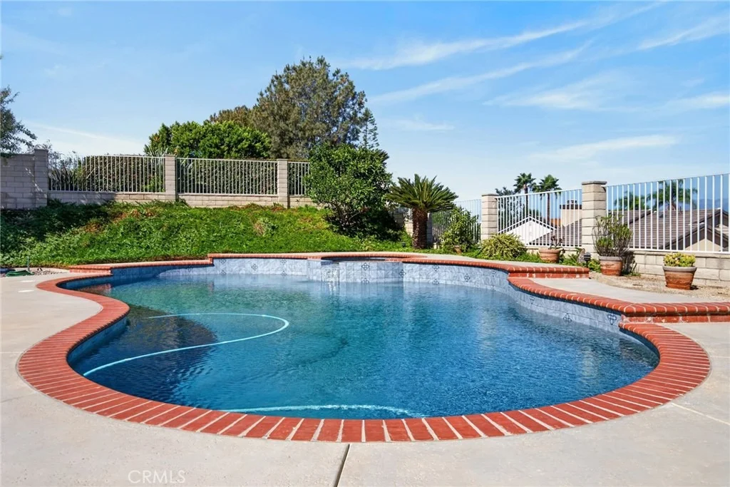 Photo of 280 Clearwood