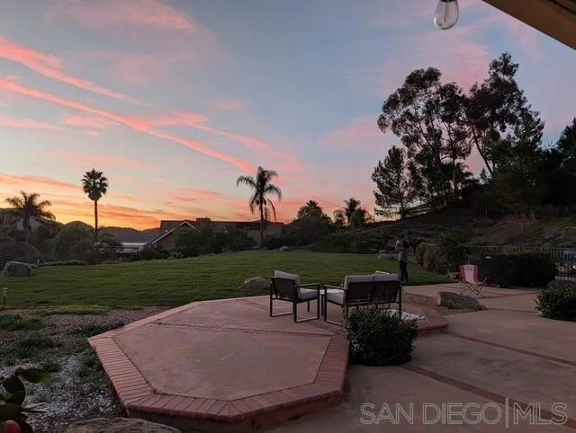 Photo of 2237 Eucalyptus Ave.