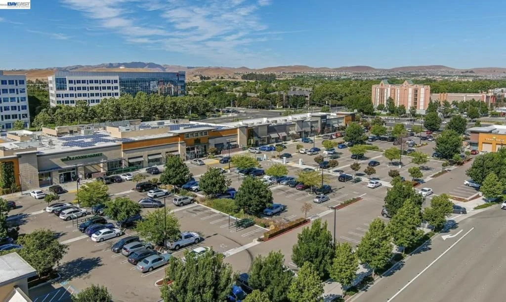 Photo of 3987 Dobbins Loop