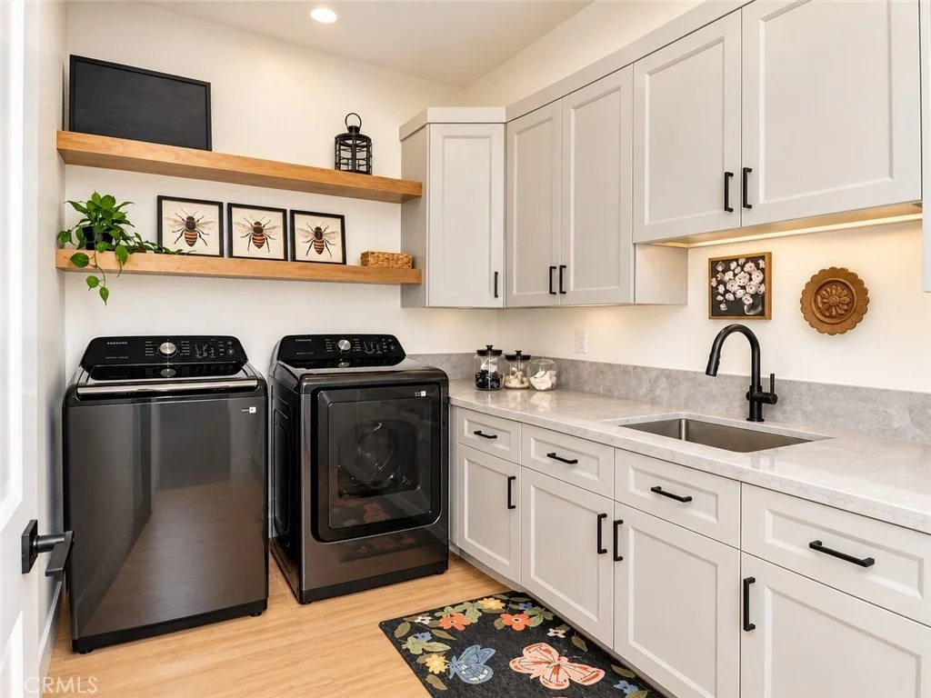 Photo of 5399 Harrison