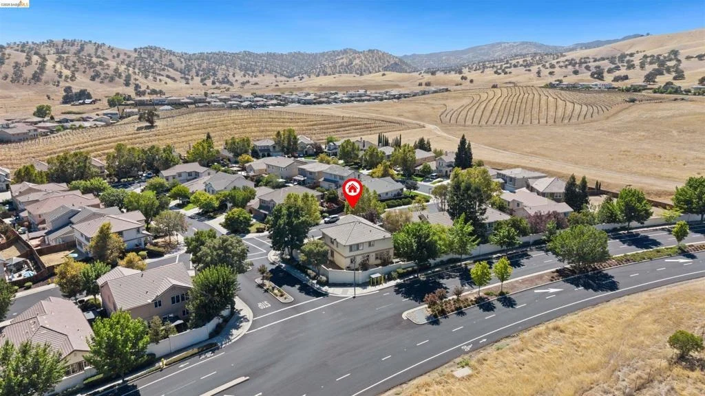 Photo of 9569 California Oak Cir
