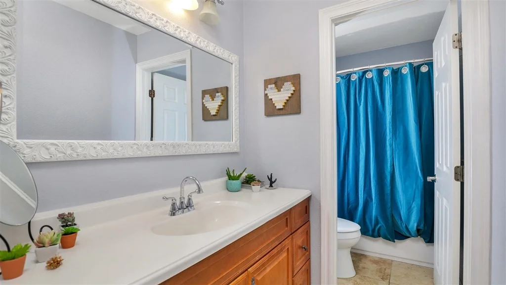 Photo of 10110 Cliffside Pl
