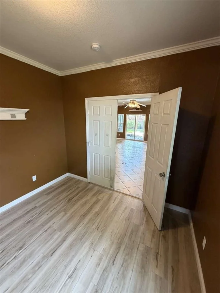 Photo of 43963 Glenraven Road
