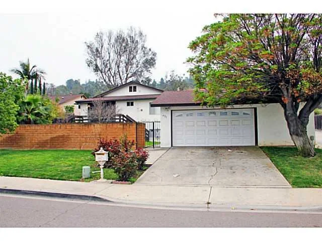 Photo of 477 Skyview Street