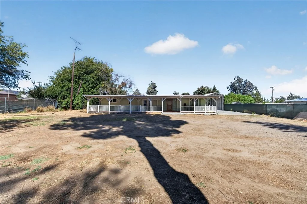 Photo of 39346 Contreras