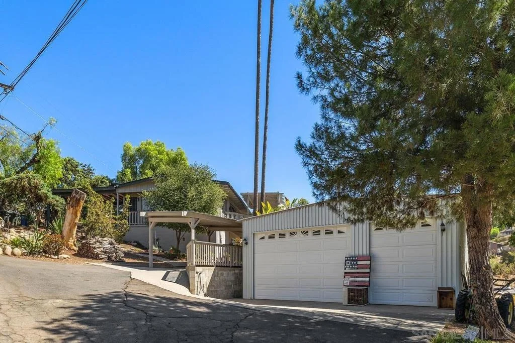 Photo of 11355 Eucalyptus Hills