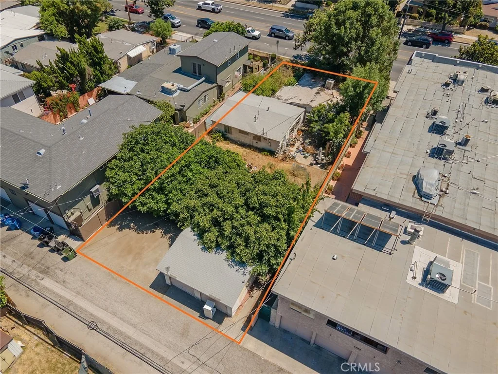 Photo of 14301 Roscoe Boulevard