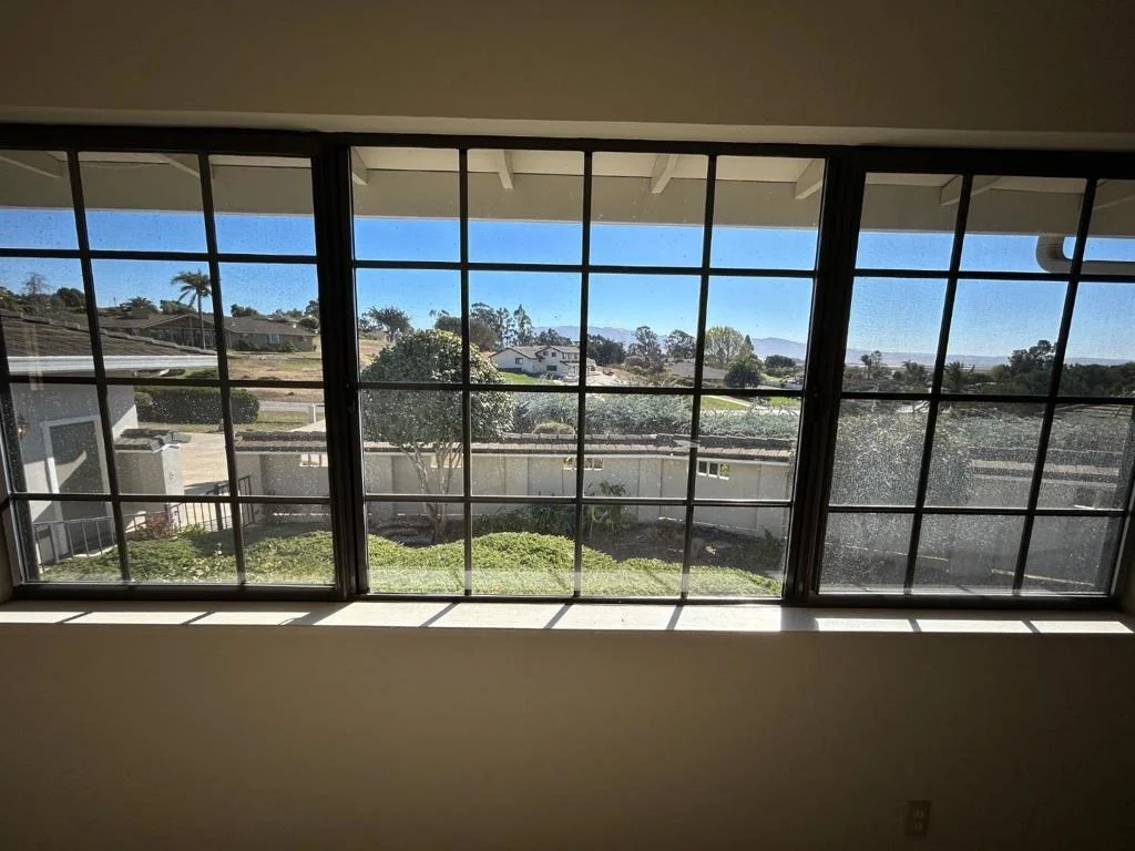 Photo of 24665 Foothill Drive