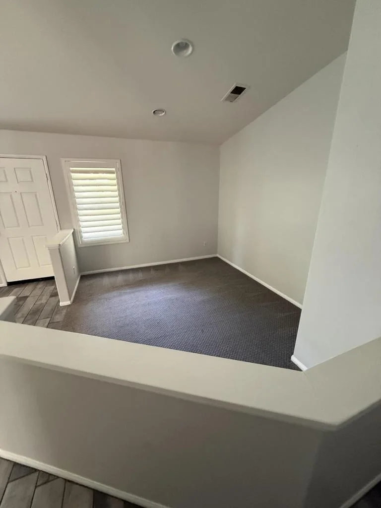 Photo of 45925 La Flor Lane