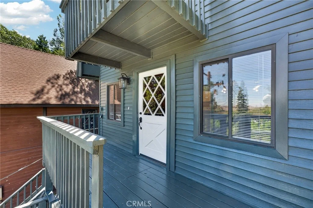 Photo of 27067 Overlook Lane