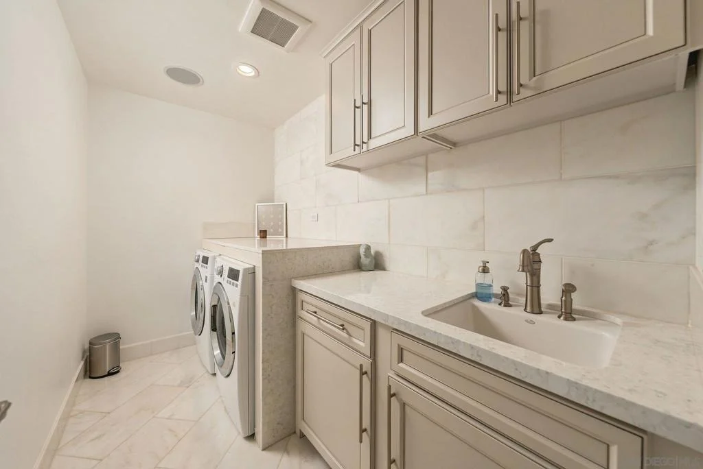 Photo of 5431 Candlelight Drive