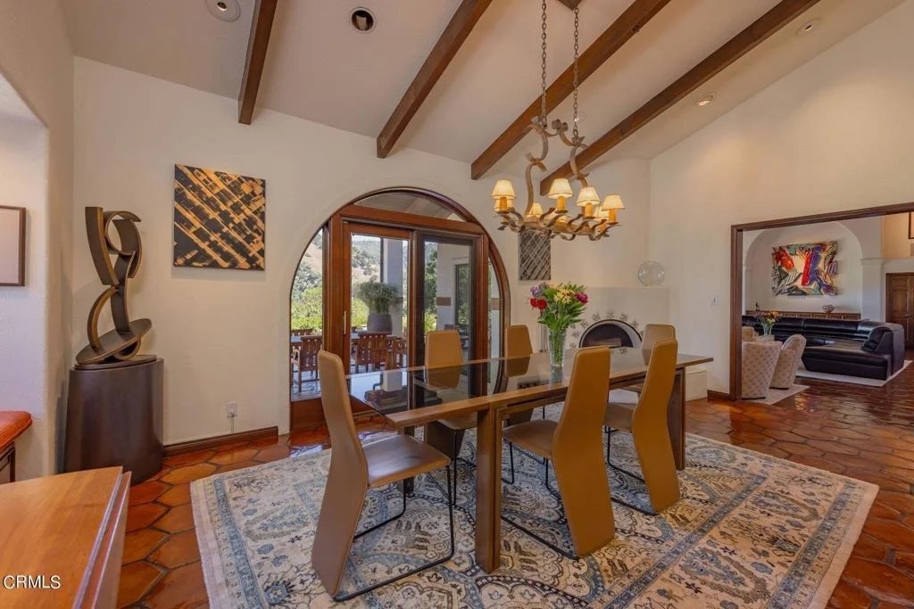 Photo of 10829 10883 Oak Knoll Road