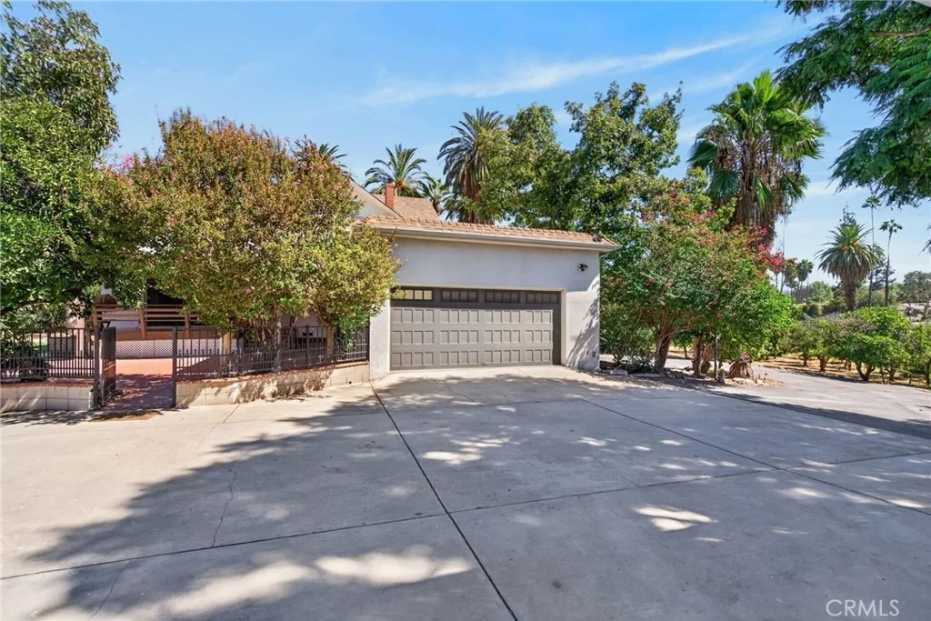 Photo of 2732 Mary Street