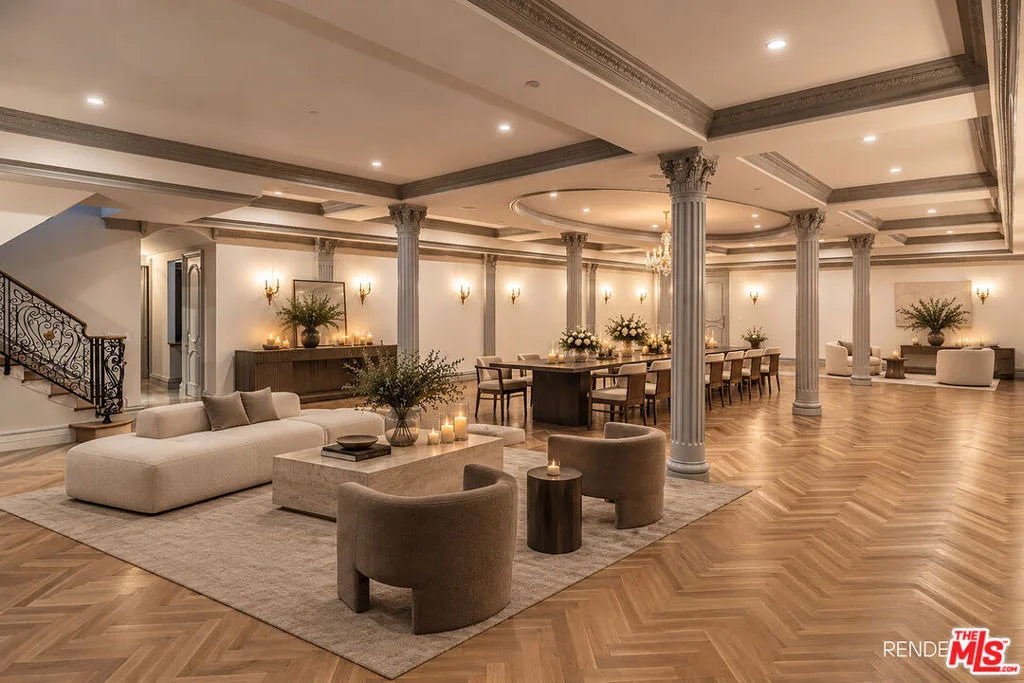 Photo of 628 N Rodeo Drive