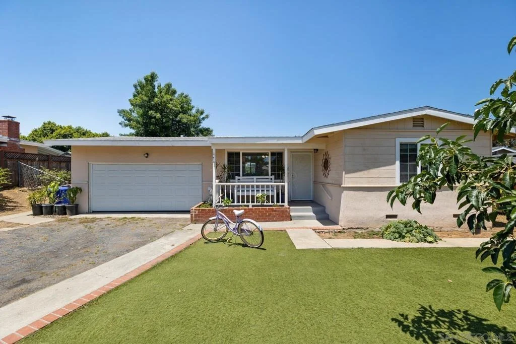 Photo of 741 Magarian Rd