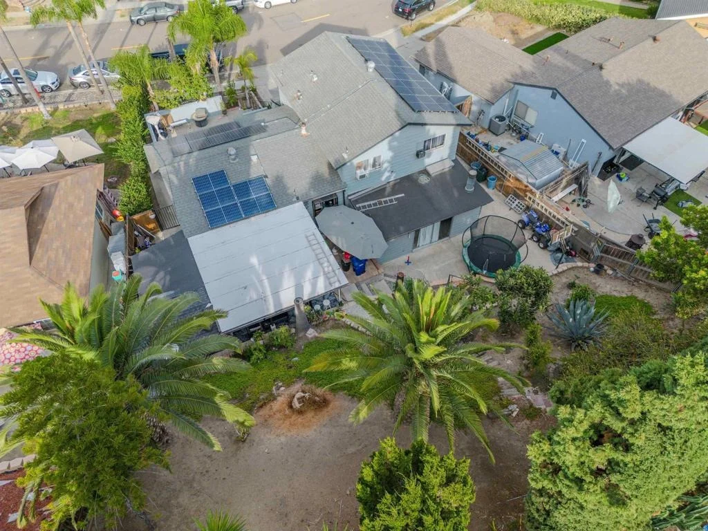 Photo of 1650 Lisa Avenue
