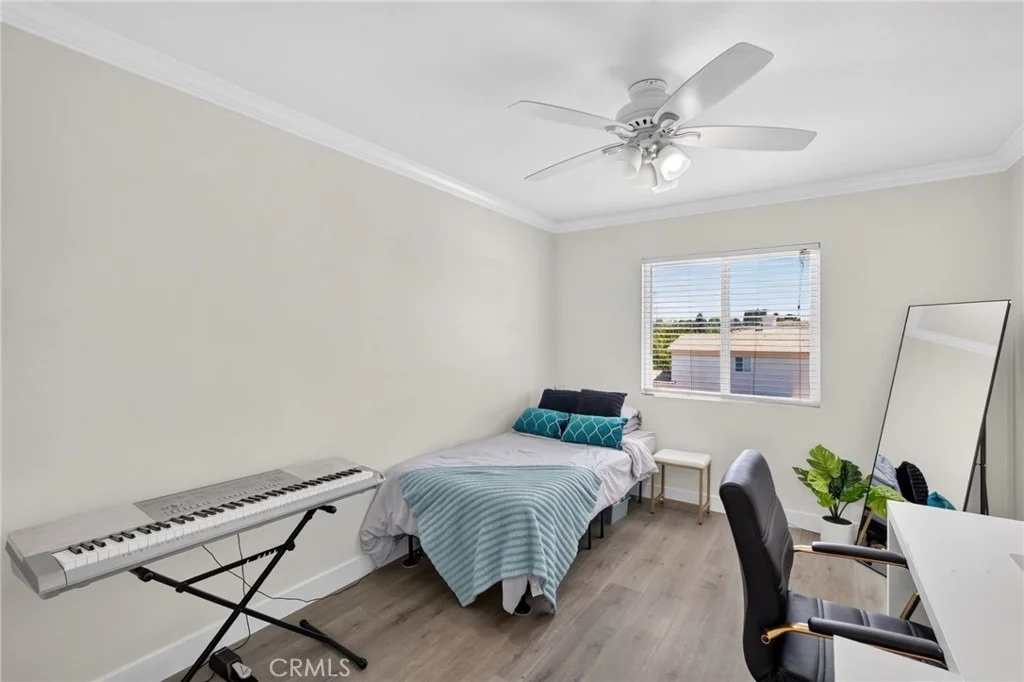 Photo of 41211 Pine Tree