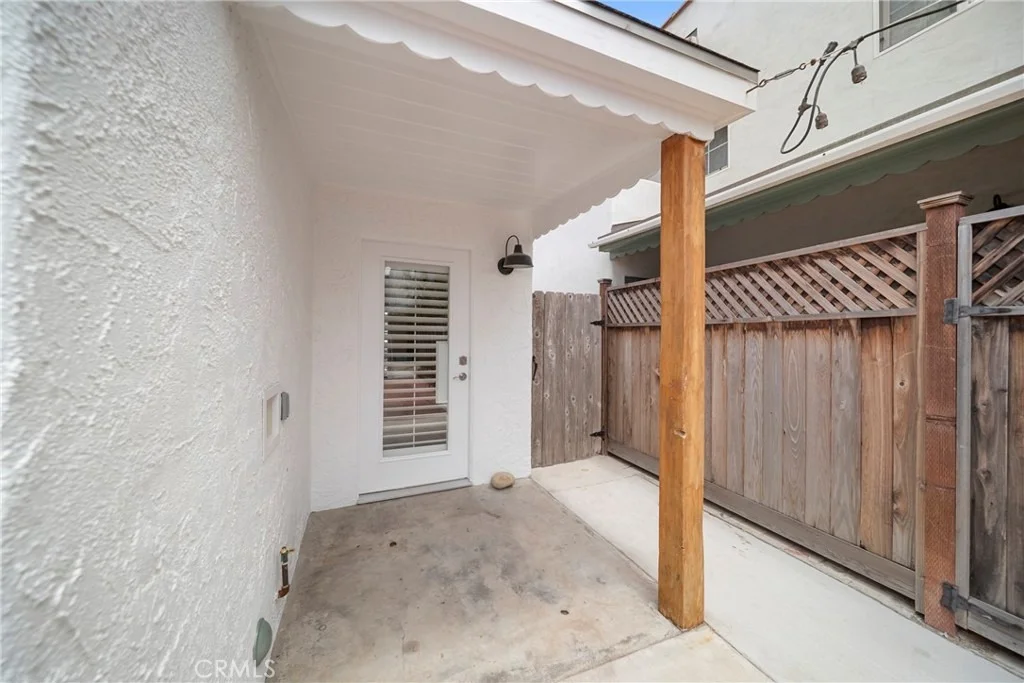 Photo of 244 Cahuenga Drive