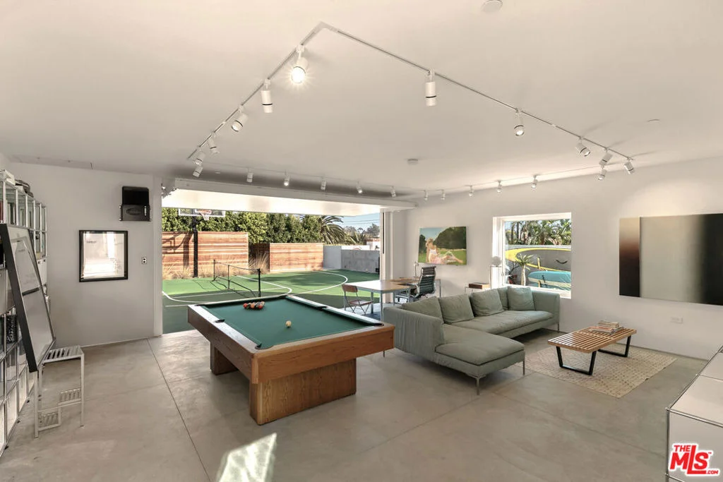 Photo of 6728 Wildlife Road