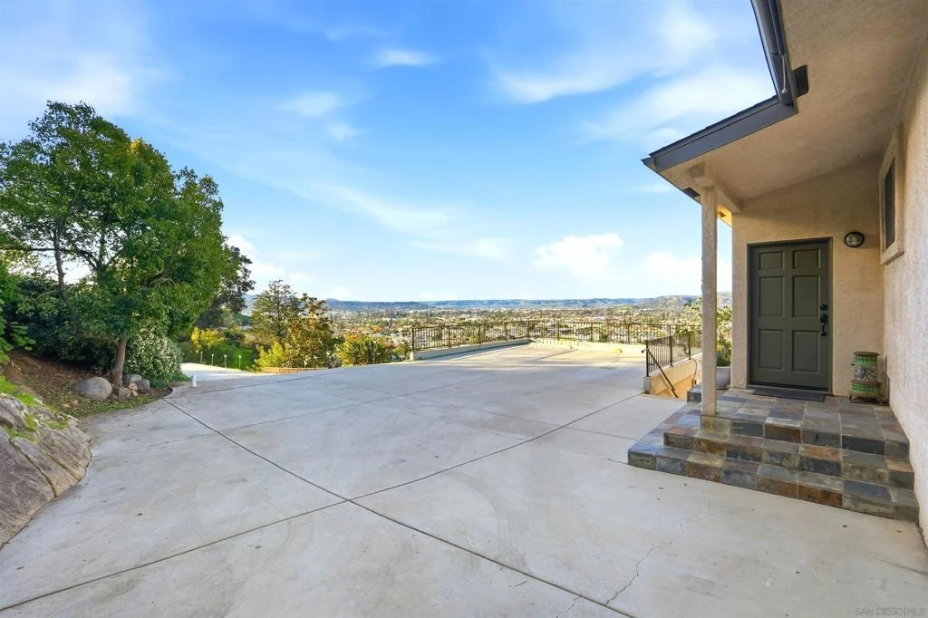 Photo of 1216 Merritt Dr