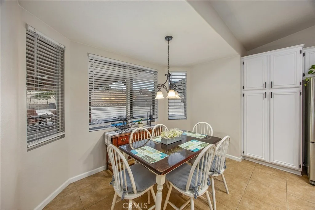 Photo of 13997 Riverside