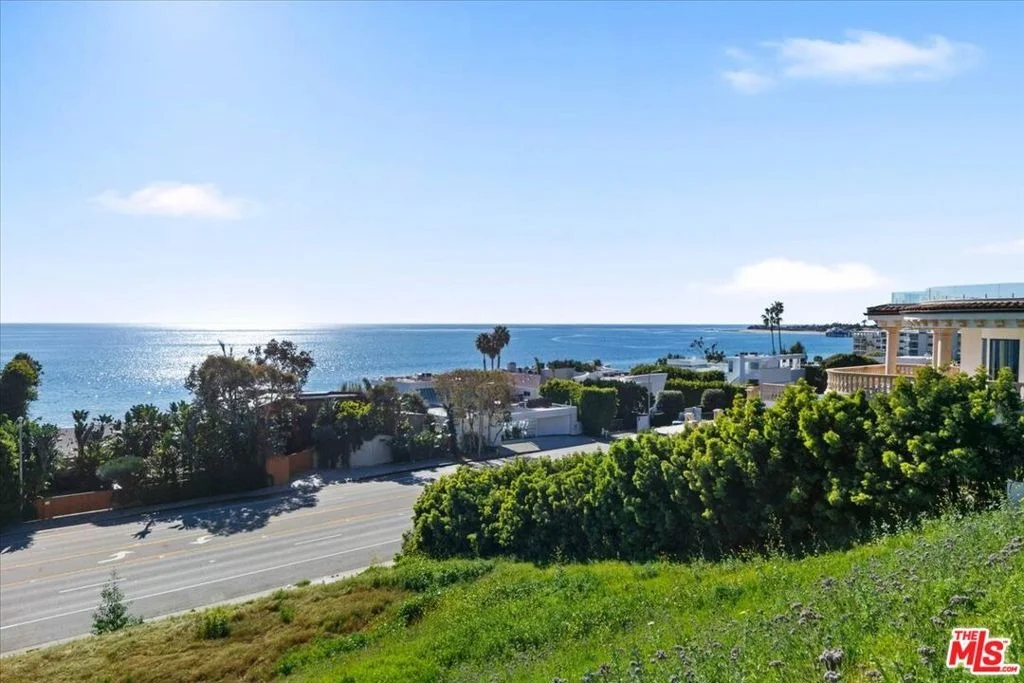 Photo of 22411 Pacific Coast Highway
