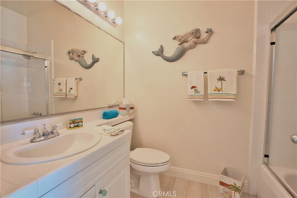 Photo of 19261 SURFVIEW Drive