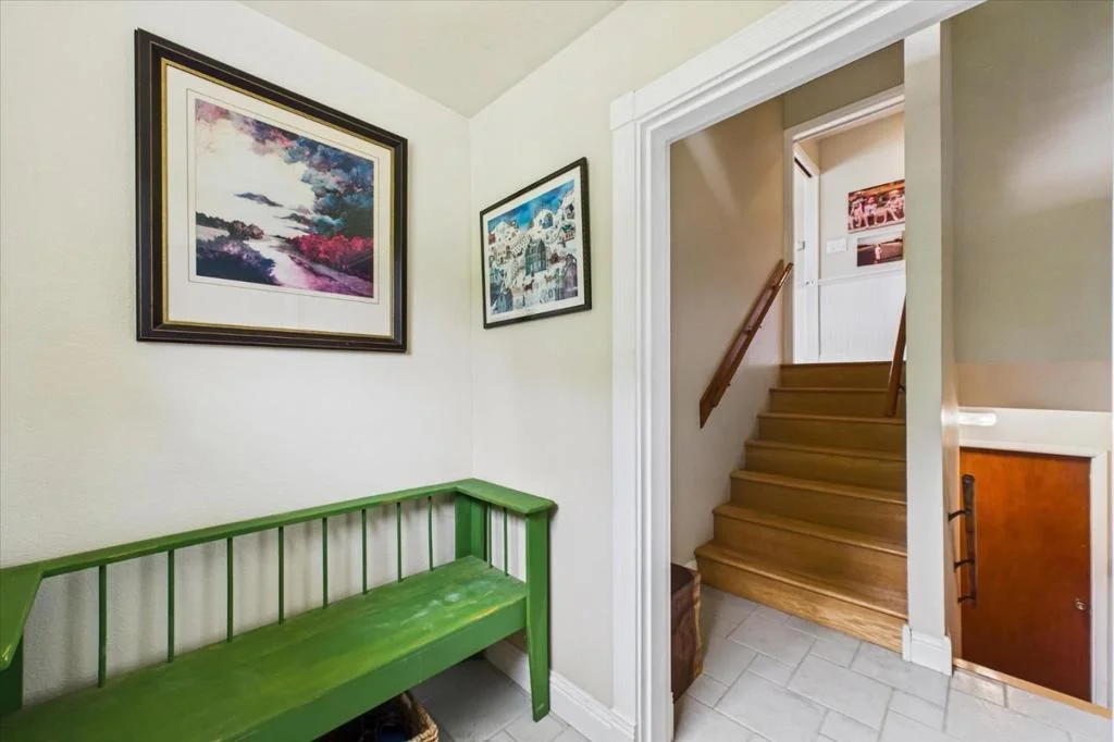 Photo of 520 Redwood Road