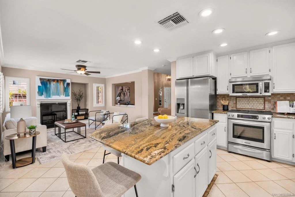 Photo of 1305 CALLE GOYA