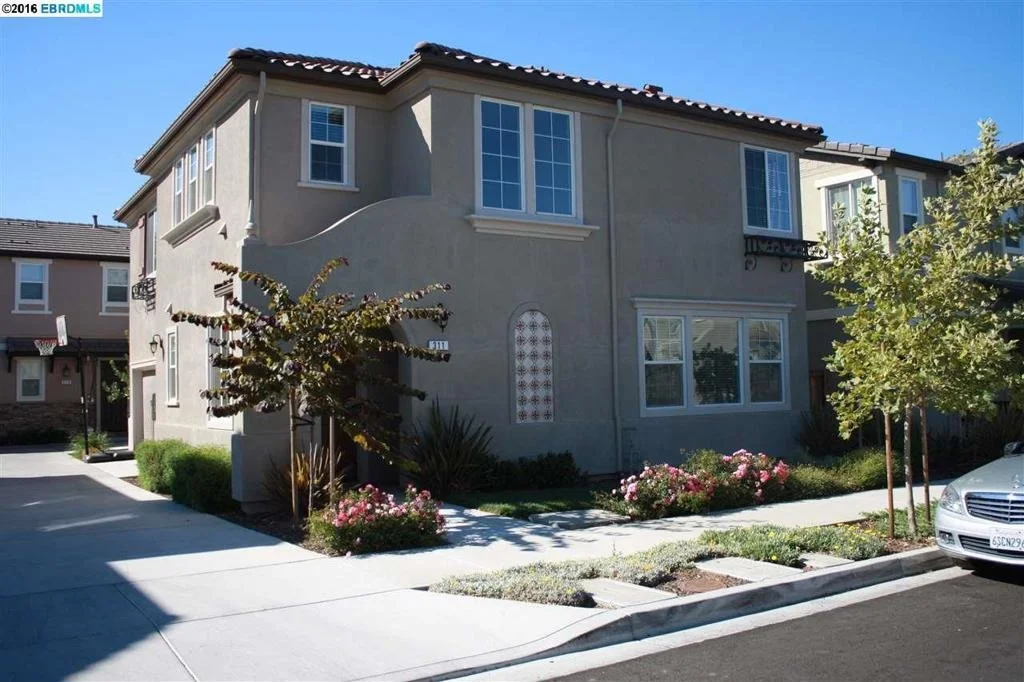 Photo of 311 MacArthur Way