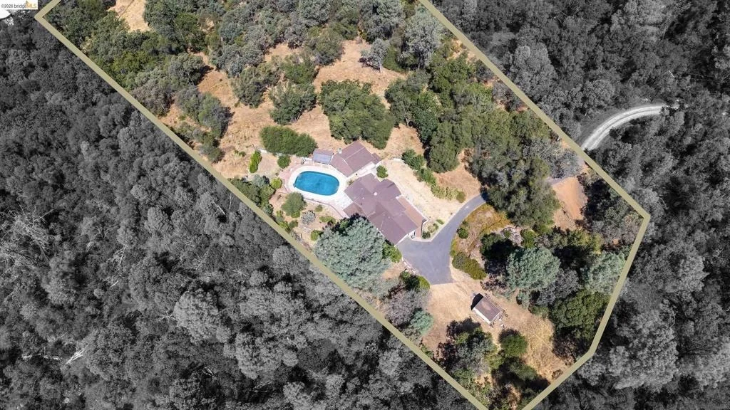 Photo of 17910 Dolores Ln