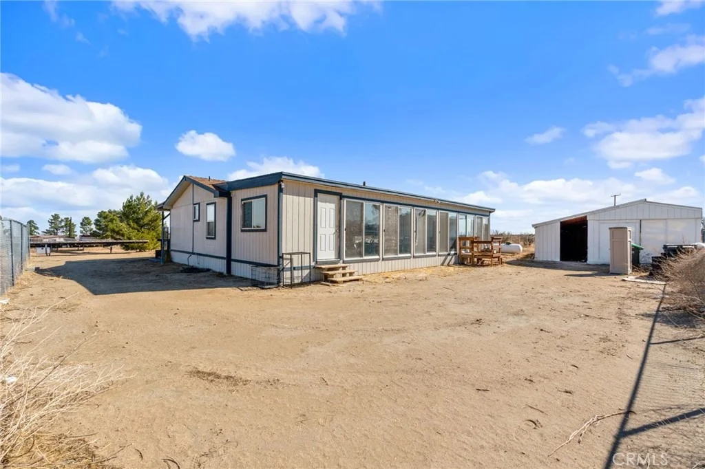 Photo of 11524 Paramount Road