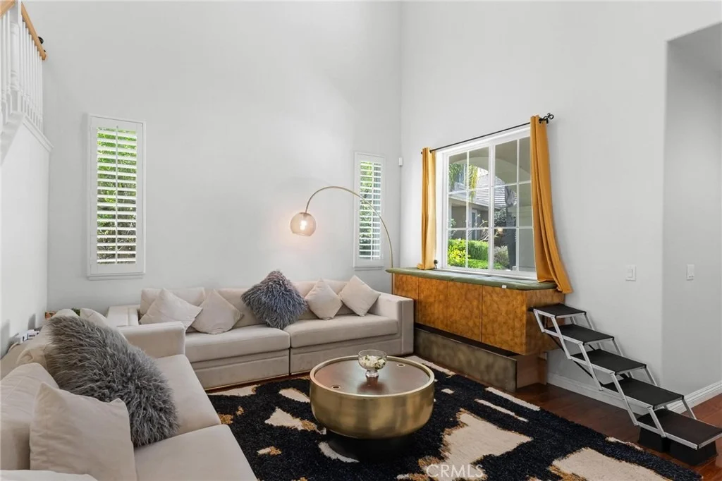 Photo of 1663 Naranjo Court