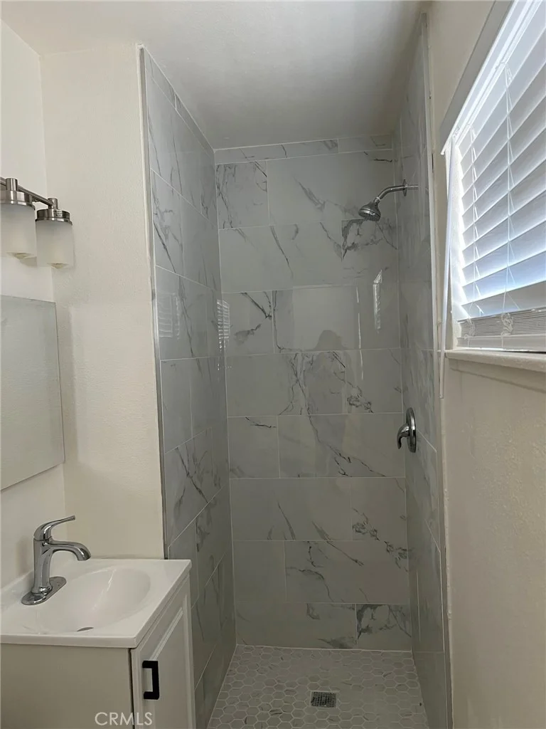Photo of 37920 Grand View Avenue