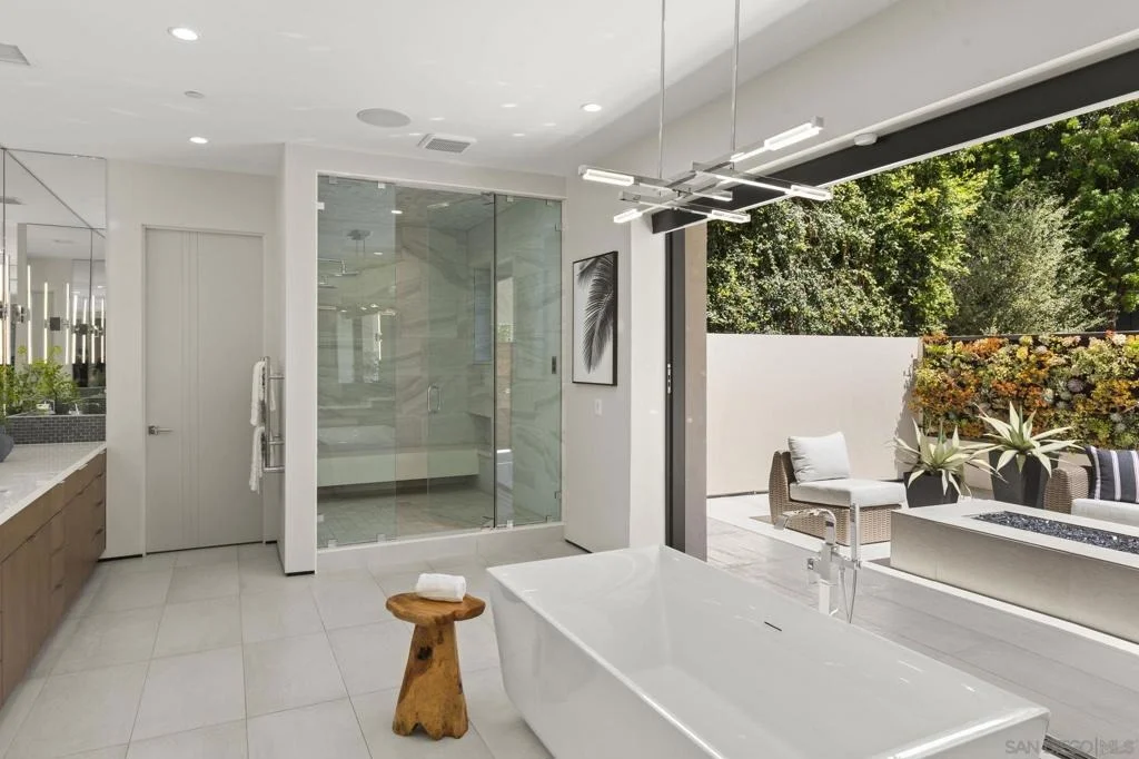Photo of 6349 Castejon