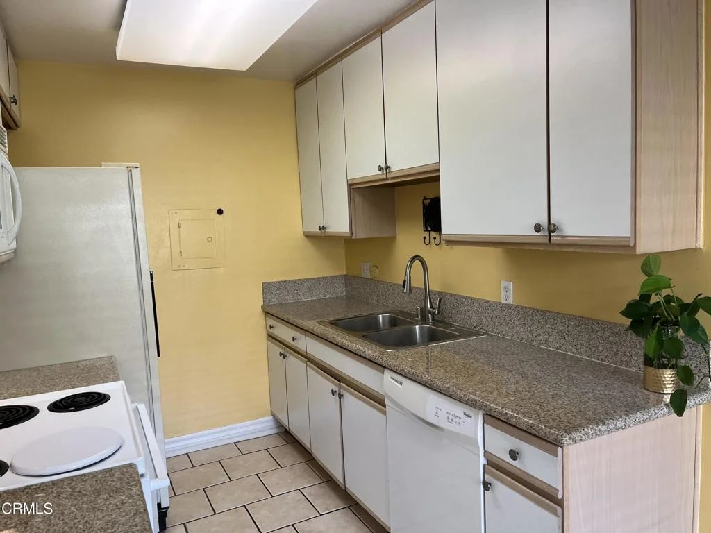 Photo of Unit 107 at 121 Sinclair Avenue