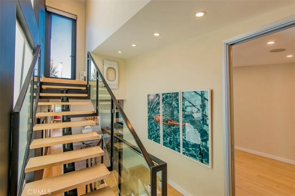 Photo of 708 Hampton Drive