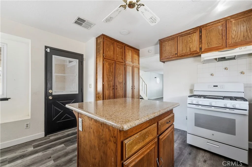 Photo of 42911 Lemonwood