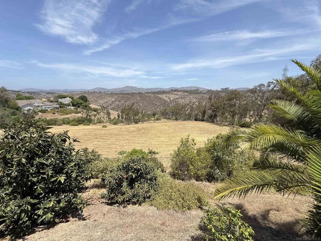 Photo of 6102 Avenida Alteras