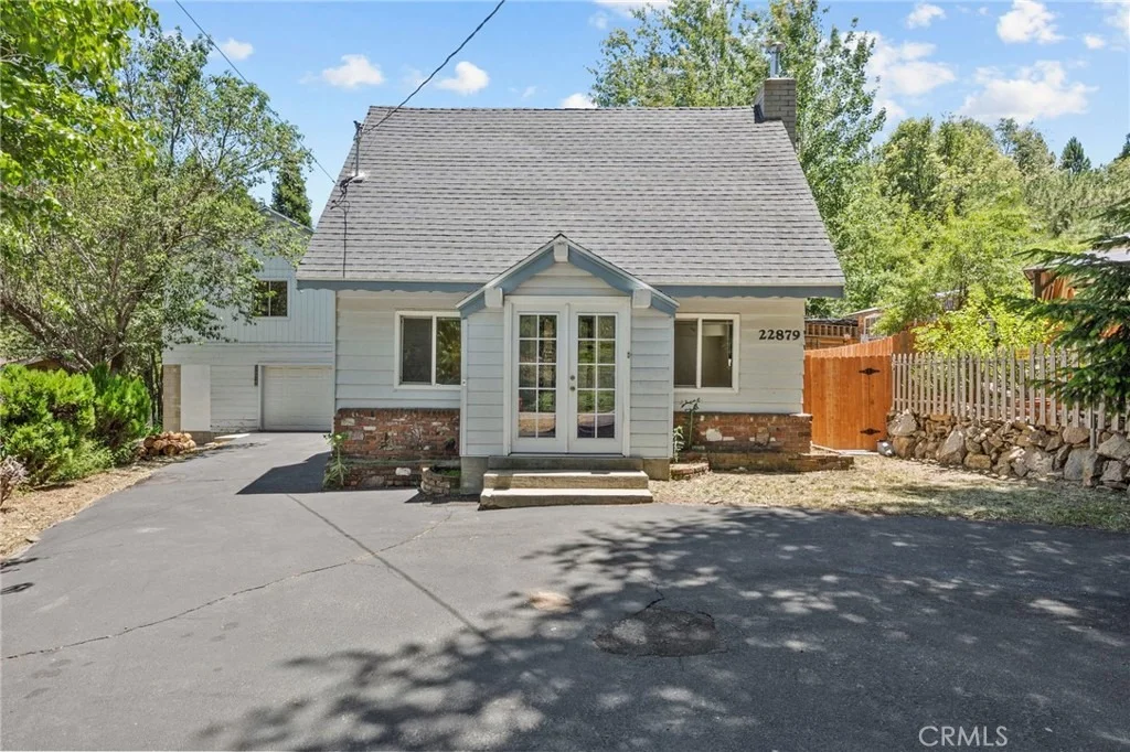 Photo of 22879 Juniper Lane
