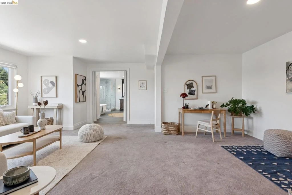 Photo of 515 Vincente Ave
