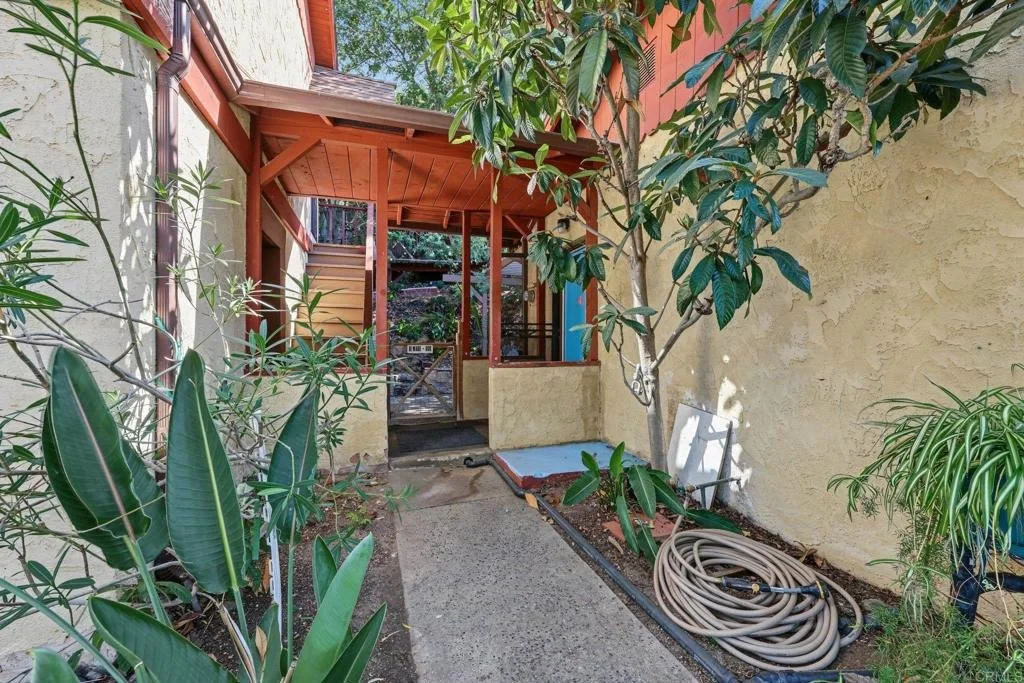 Photo of 4383 Canterbury Drive