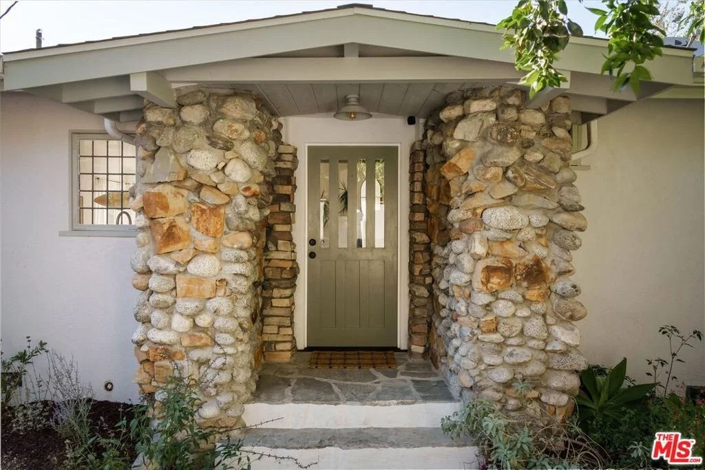Photo of 3135 Isabel Drive
