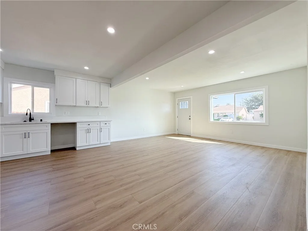 Photo of 917 W 130th Street